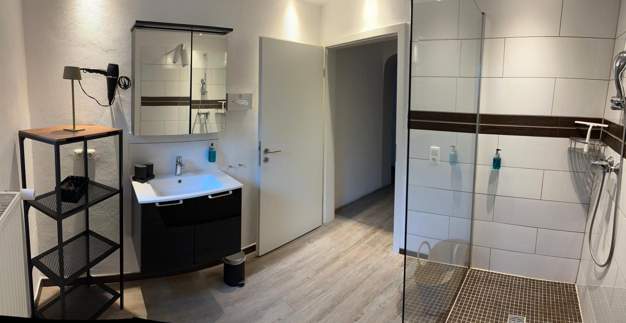 Ferienwohnung Schlossblick - 4 Sterne Sauna Pool Whirlpool Exklusiv Braunfels Bagian luar foto