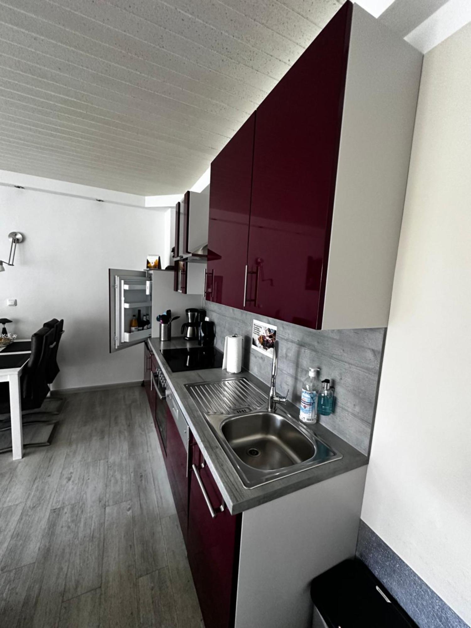 Ferienwohnung Schlossblick - 4 Sterne Sauna Pool Whirlpool Exklusiv Braunfels Bagian luar foto