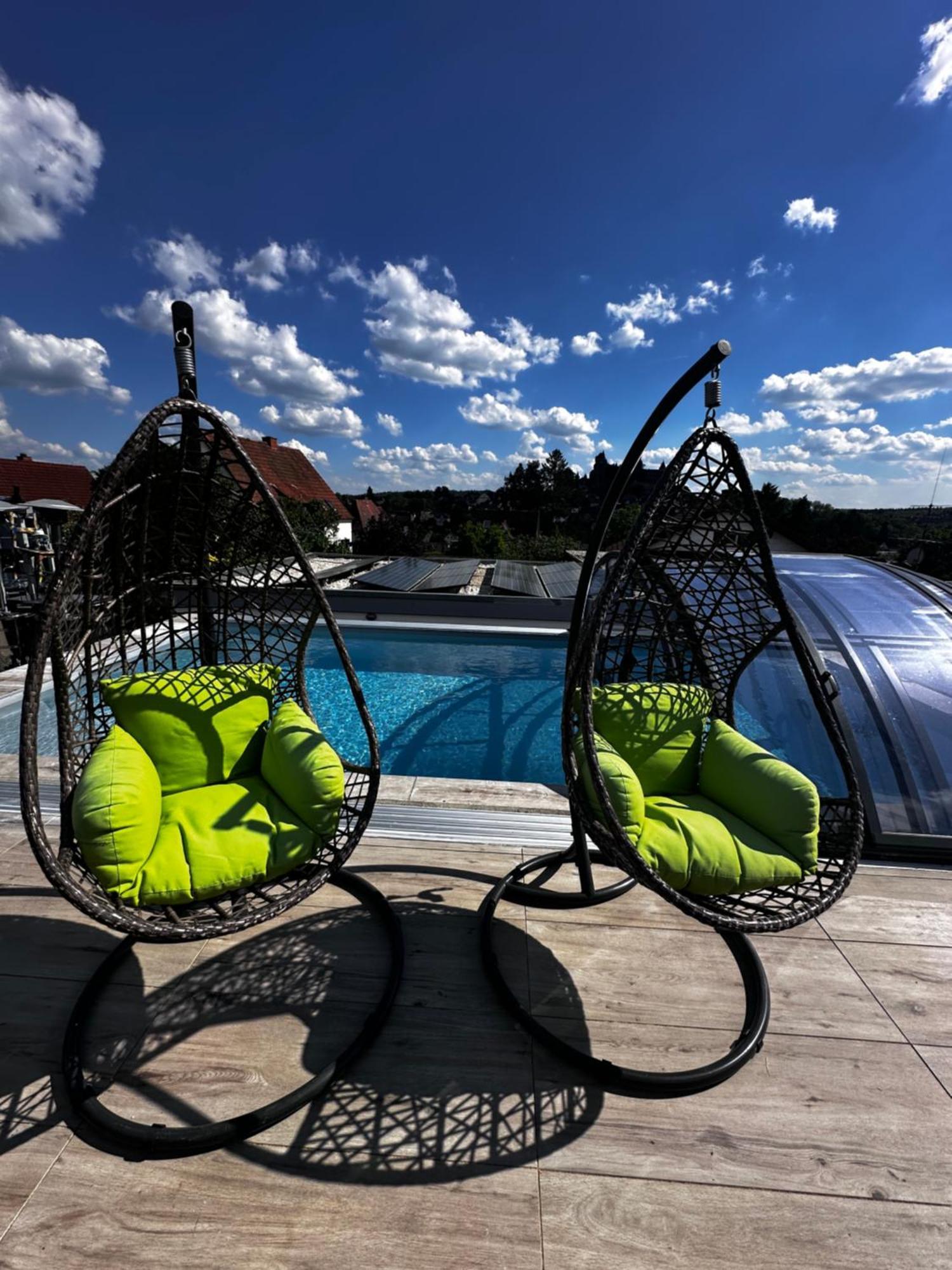 Ferienwohnung Schlossblick - 4 Sterne Sauna Pool Whirlpool Exklusiv Braunfels Bagian luar foto