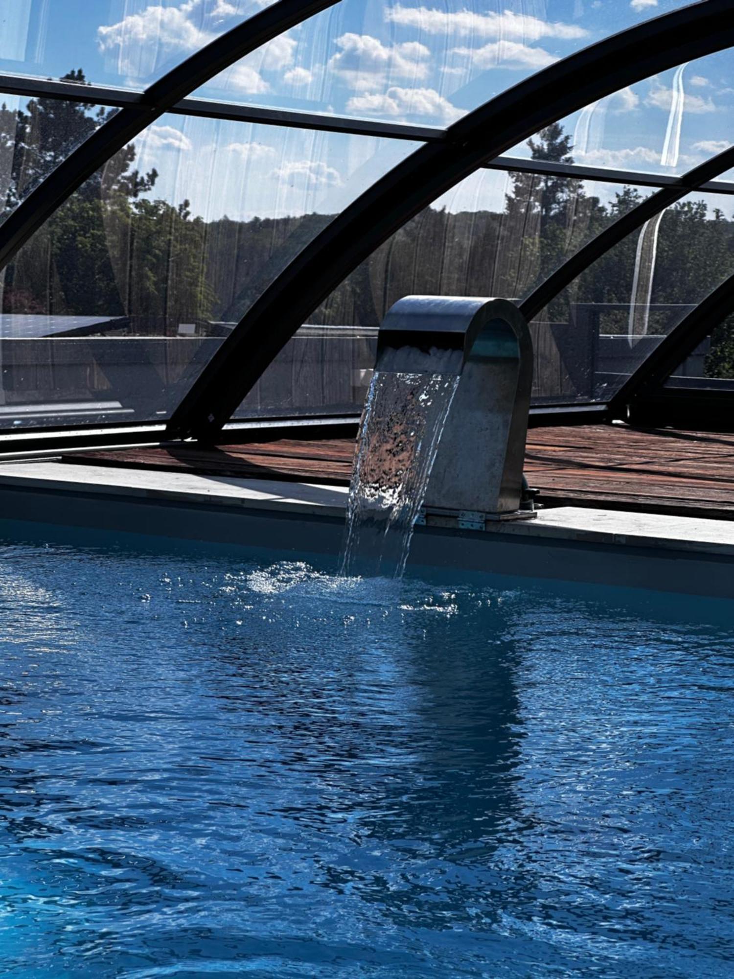 Ferienwohnung Schlossblick - 4 Sterne Sauna Pool Whirlpool Exklusiv Braunfels Bagian luar foto